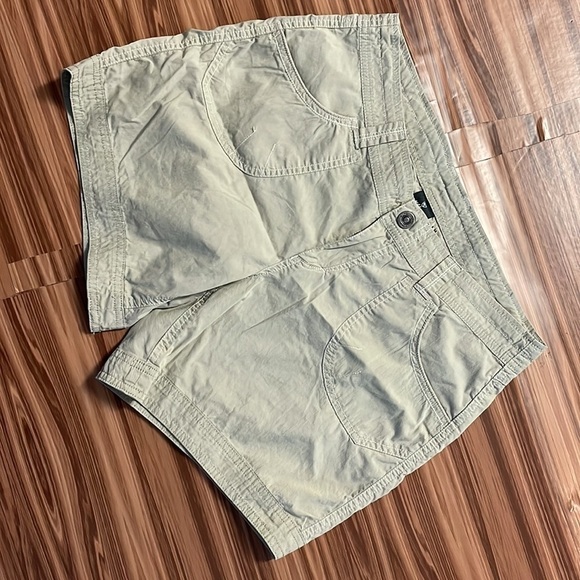 KUHL Nylon Cotton Blend Shorts Size 10 - Picture 2 of 9